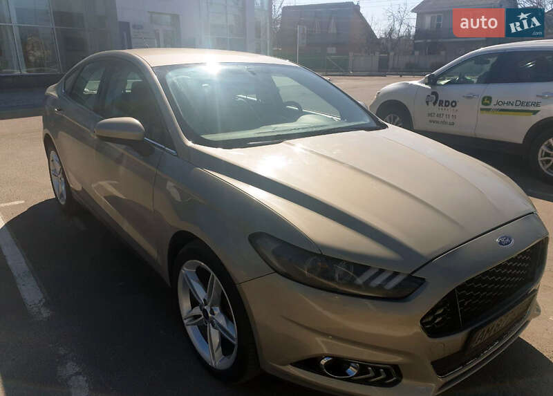 Ford Fusion 2015