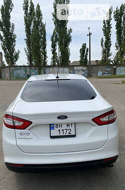 Седан Ford Fusion 2013 в Николаеве