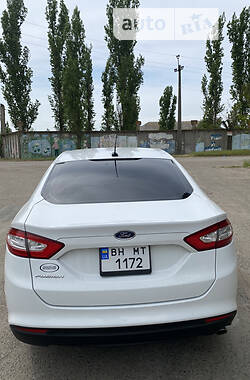 Седан Ford Fusion 2013 в Миколаєві