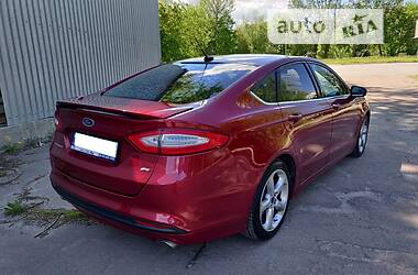 Седан Ford Fusion 2016 в Чернігові