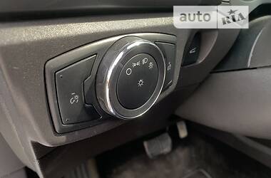 Седан Ford Fusion 2012 в 