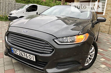 Седан Ford Fusion 2015 в Дрогобыче