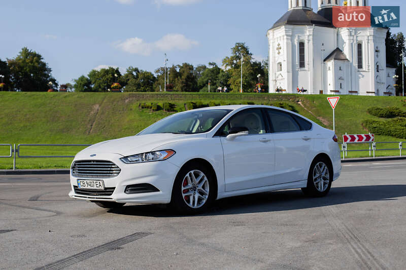 Седан Ford Fusion 2015 в Чернигове