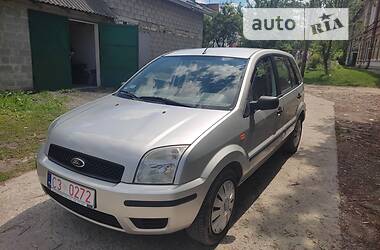 Хэтчбек Ford Fusion 2003 в 
