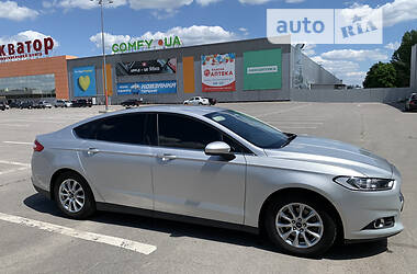 Седан Ford Fusion 2016 в Полтаві