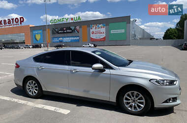 Ford Fusion 2016