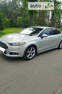 Ford Fusion 2016