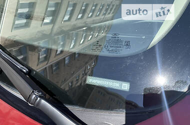 Седан Ford Fusion 2013 в 
