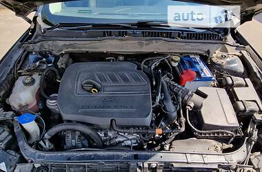 Седан Ford Fusion 2014 в 