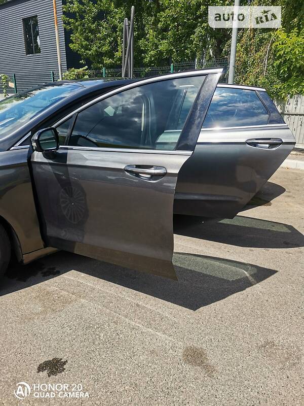 Седан Ford Fusion 2017 в Киеве фото 13 Седан Ford Fusion 2017 в Киеве