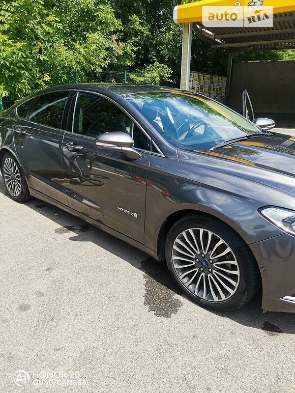 Седан Ford Fusion 2017 в Киеве фото 15 Седан Ford Fusion 2017 в Киеве