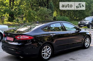 Седан Ford Fusion 2014 в Дрогобыче