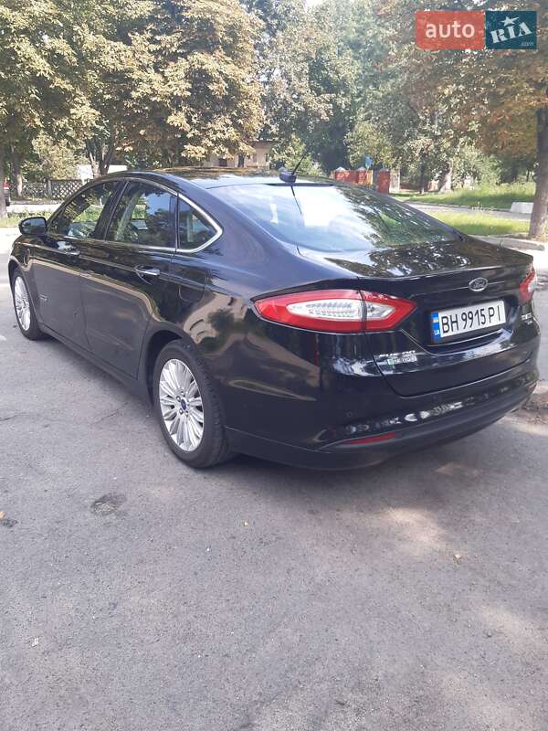 Седан Ford Fusion 2015 в Киеве