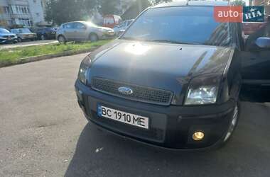 Хэтчбек Ford Fusion 2008 в Львове