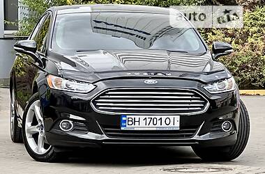 Седан Ford Fusion 2012 в Одесі