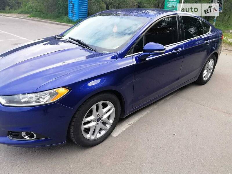 Седан Ford Fusion 2015 в Запоріжжі