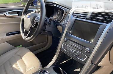 Седан Ford Fusion 2016 в Києві