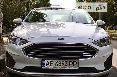 Седан Ford Fusion 2019 в Дніпрі