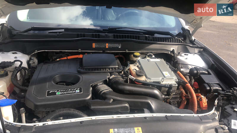 Седан Ford Fusion 2015 в Кропивницком