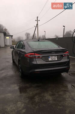 Седан Ford Fusion 2018 в Вижнице