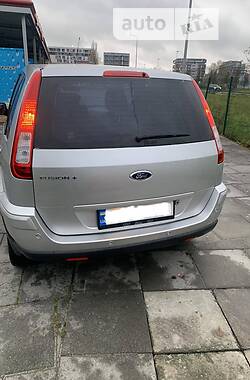 Хетчбек Ford Fusion 2009 в Львові