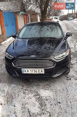 Седан Ford Fusion 2014 в 