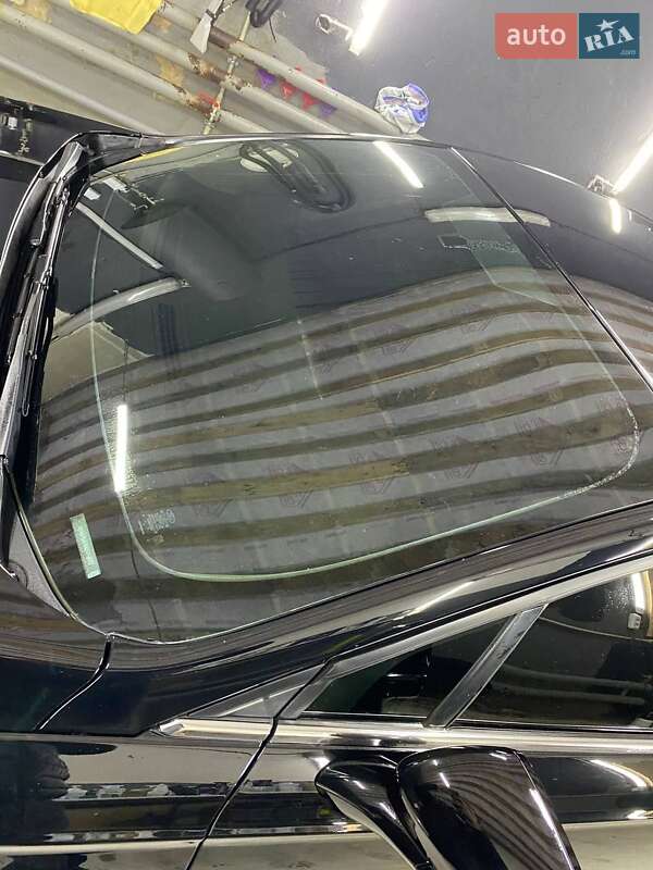 Седан Ford Fusion 2015 в Борисполі