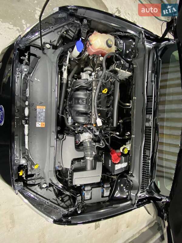 Седан Ford Fusion 2015 в Борисполі