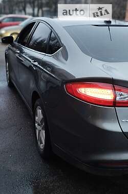 Седан Ford Fusion 2014 в Харькове