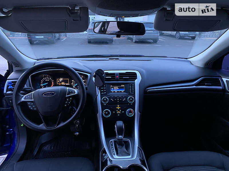 Седан Ford Fusion 2016 в Луцке