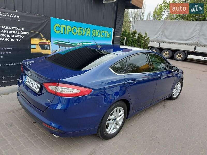Седан Ford Fusion 2014 в Черкасах