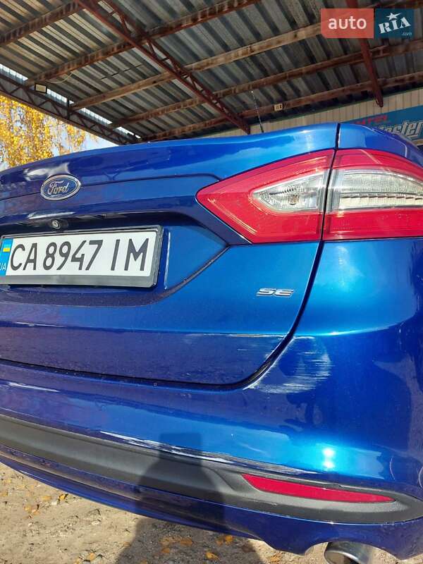Седан Ford Fusion 2014 в Черкасах