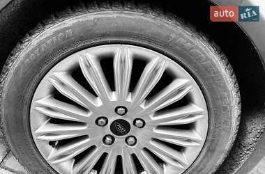 Седан Ford Fusion 2013 в 