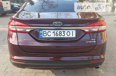 Седан Ford Fusion 2018 в Львові