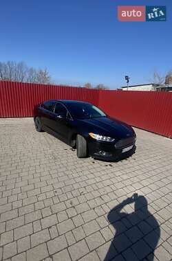 Седан Ford Fusion 2016 в Бродах