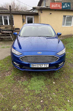 Седан Ford Fusion 2017 в 