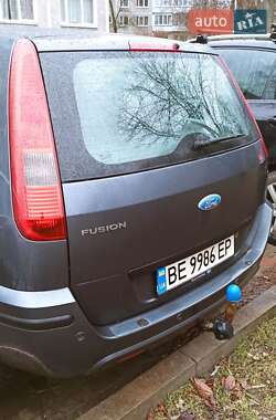 Хэтчбек Ford Fusion 2004 в Одессе