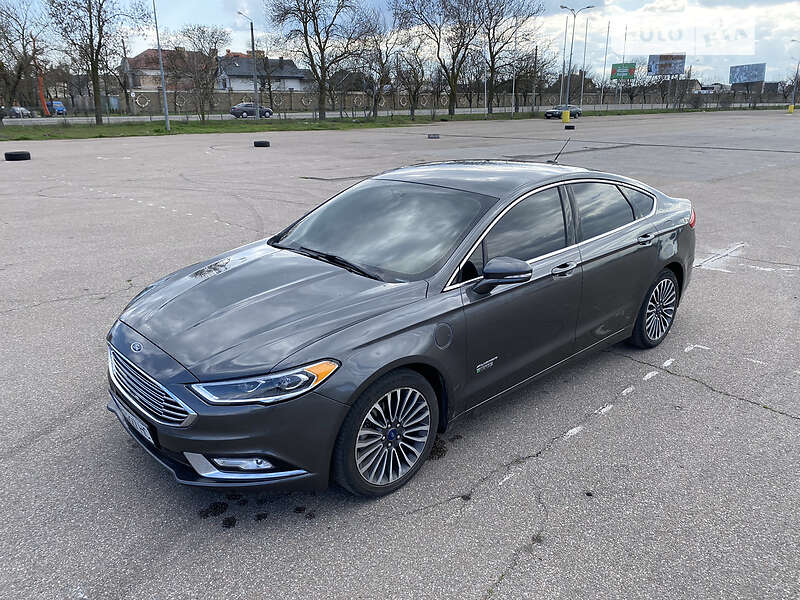 Седан Ford Fusion 2016 в Одесі