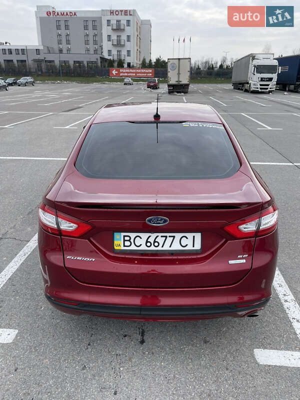 Седан Ford Fusion 2014 в Львове