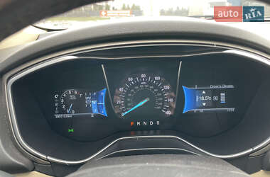 Седан Ford Fusion 2014 в 