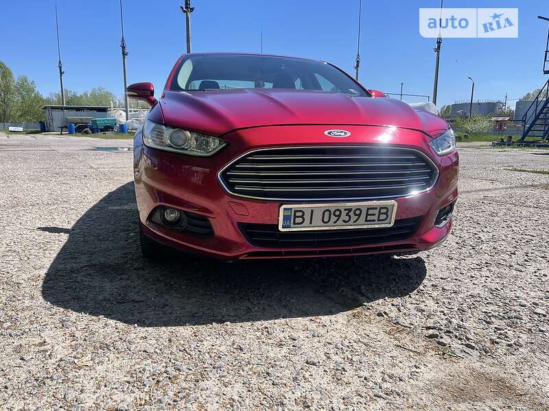 Седан Ford Fusion 2016 в Полтаві