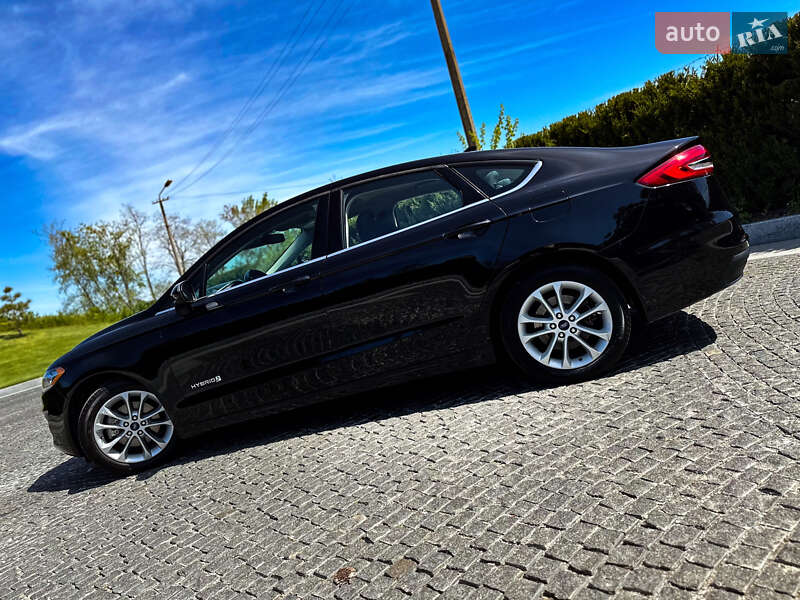 Седан Ford Fusion 2018 в Дніпрі фото 12 Седан Ford Fusion 2018 в Дніпрі