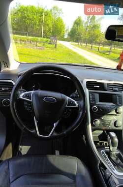 Седан Ford Fusion 2013 в Луцке