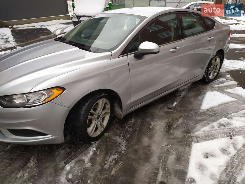 Седан Ford Fusion 2018 в Києві