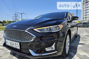 Седан Ford Fusion 2018 в Киеве