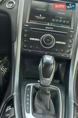Седан Ford Fusion 2015 в Одесі