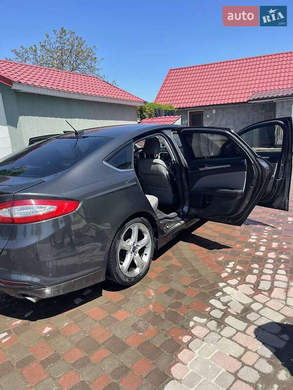 Седан Ford Fusion 2016 в Хмельницком
