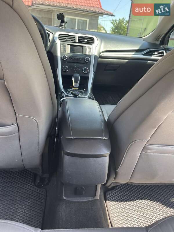Седан Ford Fusion 2016 в Хмельницком