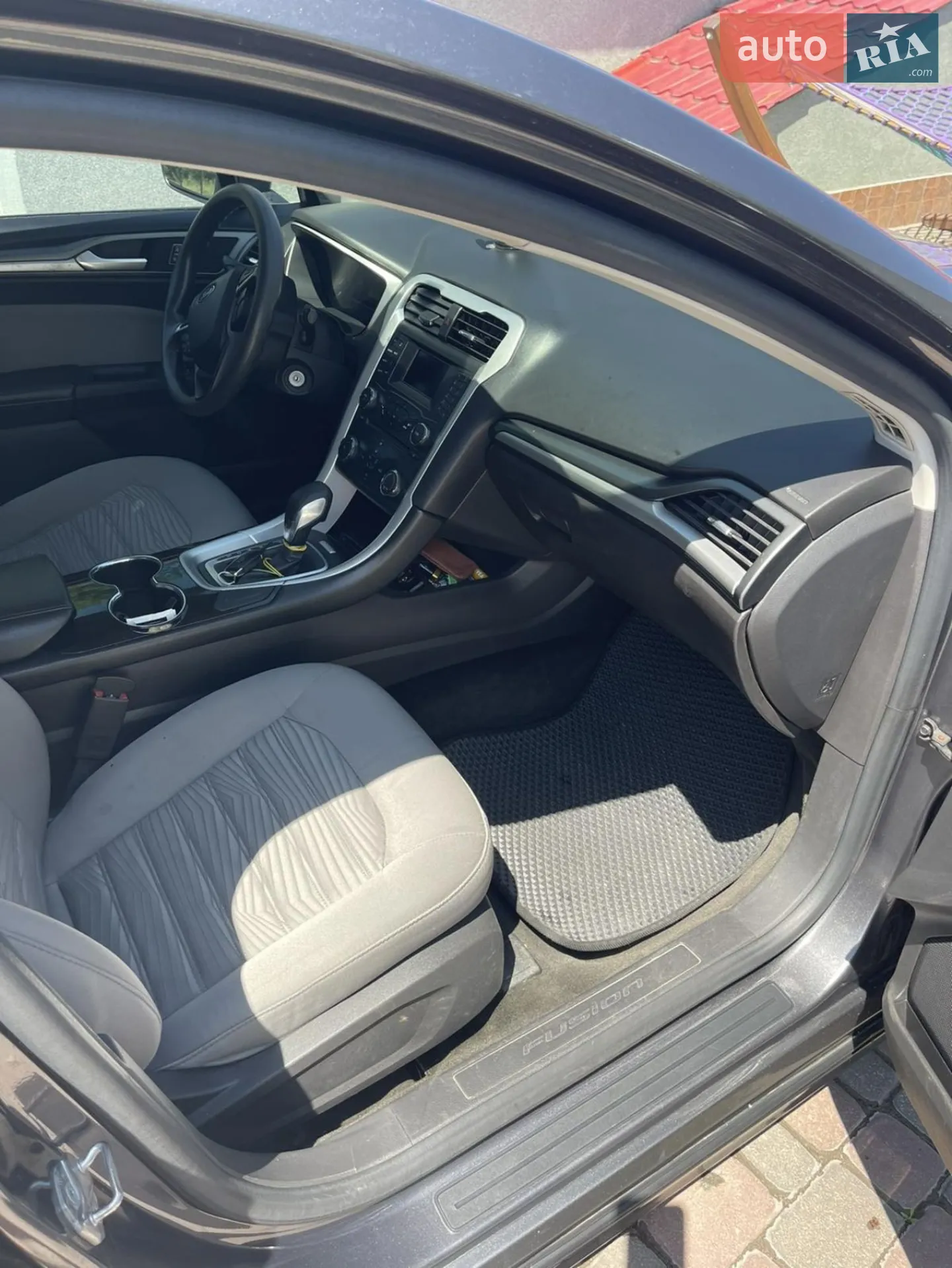 2016 Ford Fusion - мініатюра 36