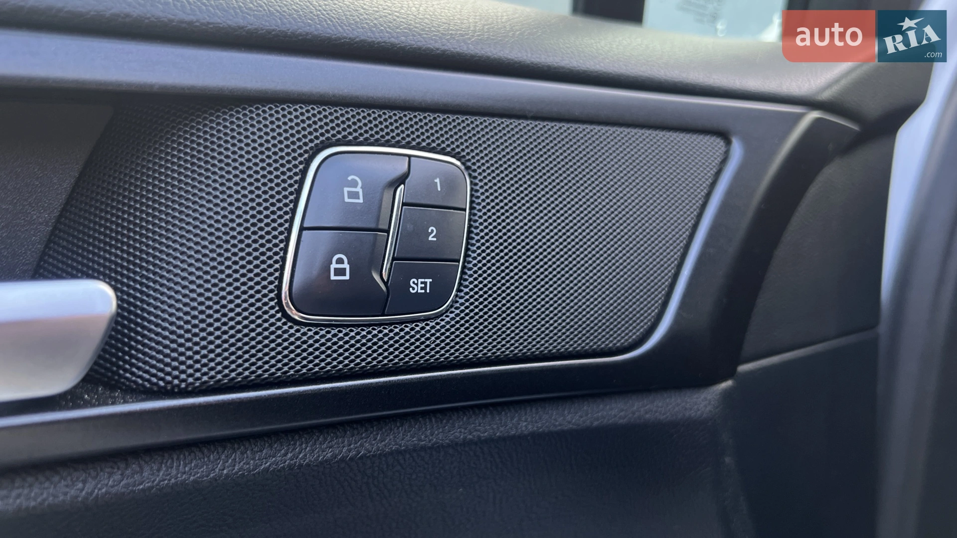 2017 Ford Fusion - мініатюра 5